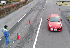 普通車急制動